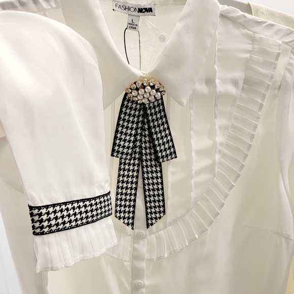 Fashion Nova White Top Blouse Houndstooth Embellished - Picture 3 of 8